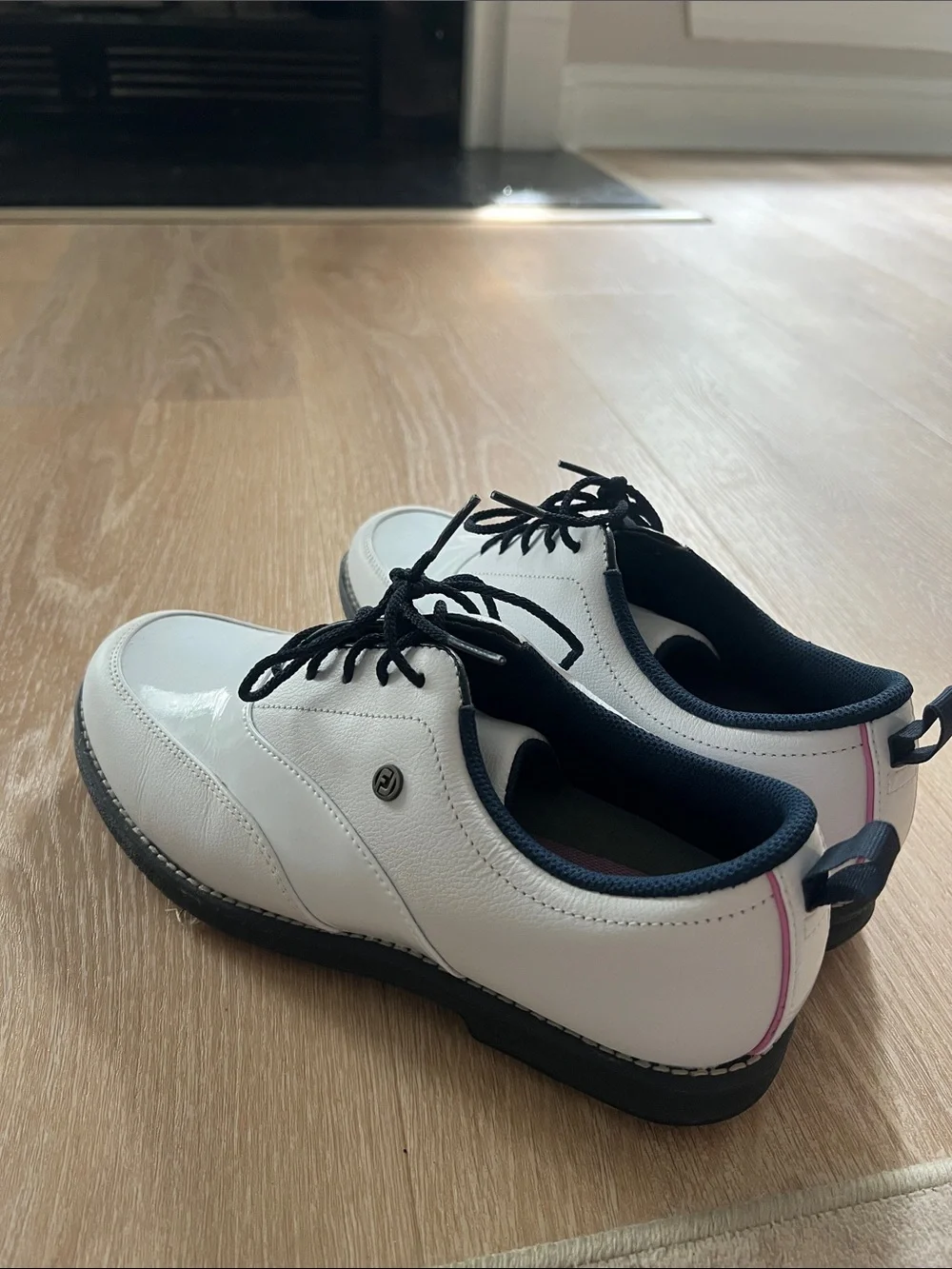Footjoy White Leather Golf Shoes with Black Trim and Pink Heel Accent 9